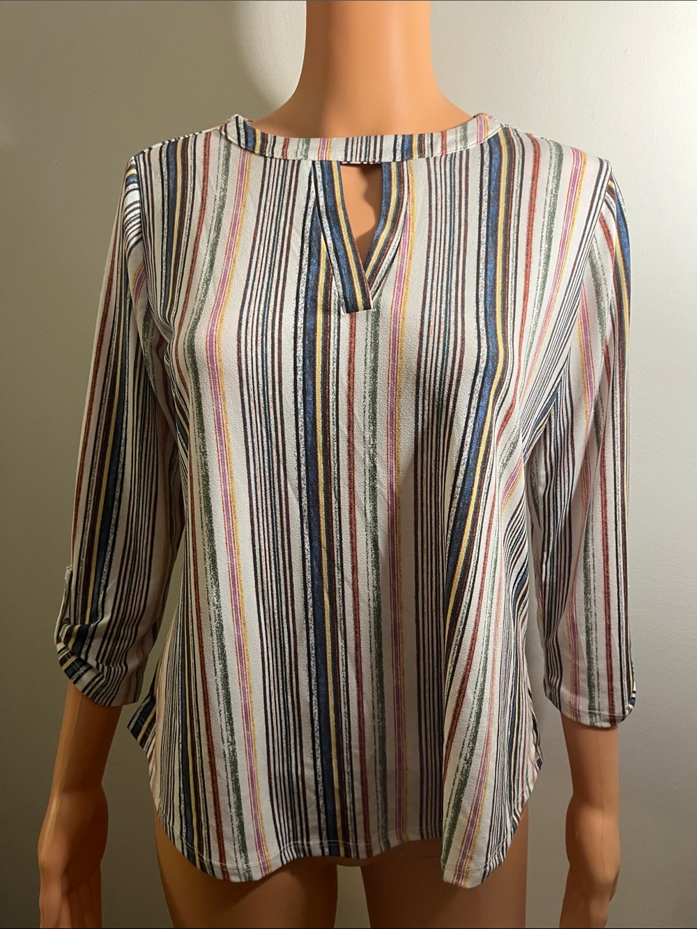 Cure. Multicolor Vertical Stripe 3/4 Sleeve Keyhole Blouse - Women’s Sz S